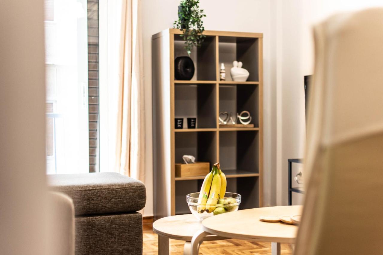 Aris Neos Kosmos Apartment Athens Ngoại thất bức ảnh