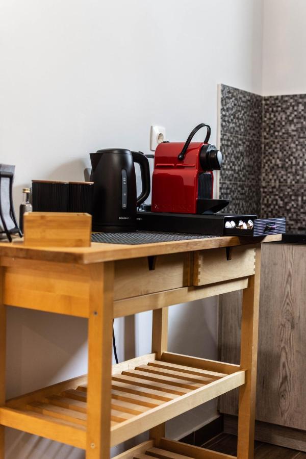 Aris Neos Kosmos Apartment Athens Ngoại thất bức ảnh